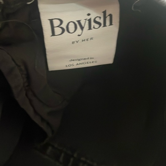 Boyish Black Distressed Jeans with Frayed Hem - Picture 4 of 15